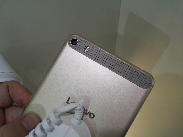 Lenovo Phab Plus (5)