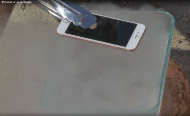 iphone-6s vs.liquid nitrogen