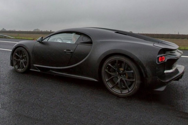 Bugatti Chiron 2