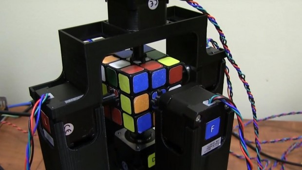 Rubik Cube Robot