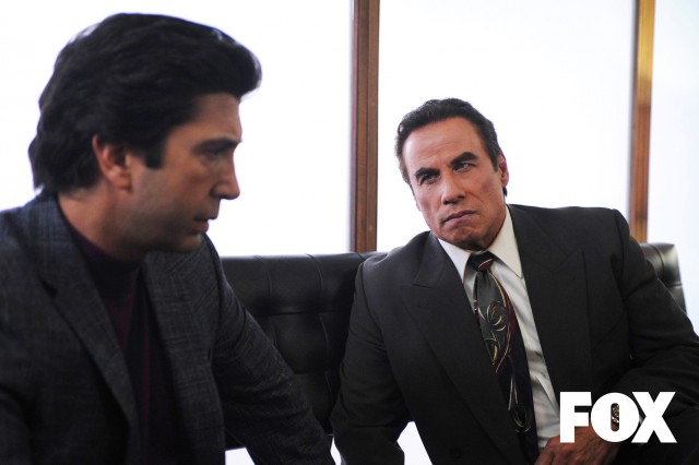 THE PEOPLE v. O.J. SIMPSON: AMERICAN CRIME STORY "From the Ashes of Tragedy" Episode 101 (Airs Tuesday, February 2, 10:00 pm/ep) -- - Pictured: (l-r) David Schwimmer as Robert Kardashian, John Travolta as Robert Shapiro. CR: Ray Mickshaw/FX