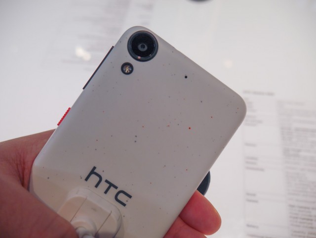 HTC Desire 530 (6) (Large)