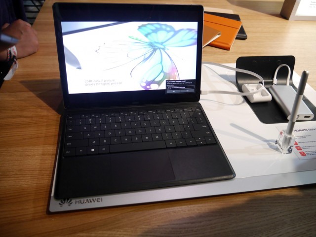 Huawei MateBook (6) (Large)