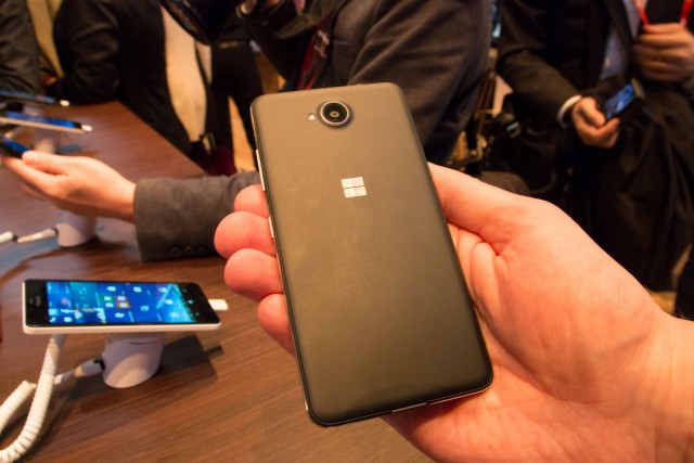 Microsoft Lumia 650 (2)