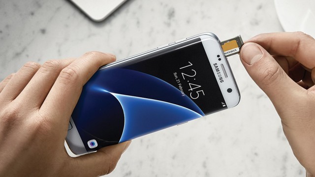 samsung-galaxy-s7-edge-microsd-card