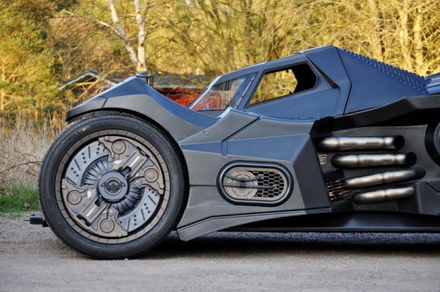 batmobile-lamborghini-hybrid-takes-over-gumball-3000-2