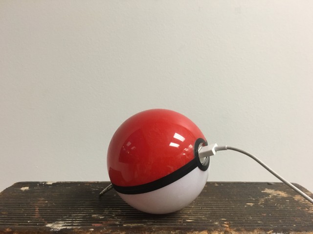 Pokeball external battery pack2