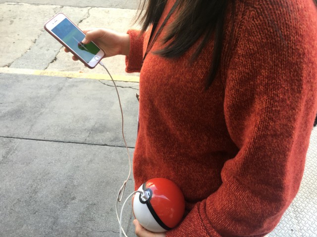 Pokeball external battery pack3