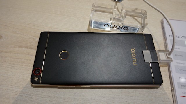 nubia z11 - 02