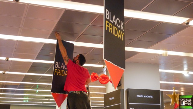 black-friday-ellada-public-38