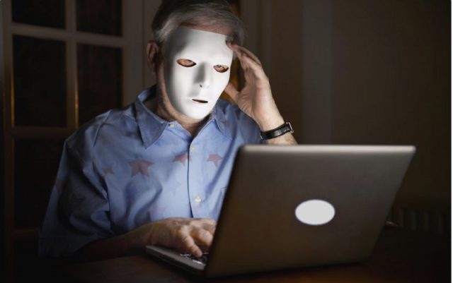stalker-facebook