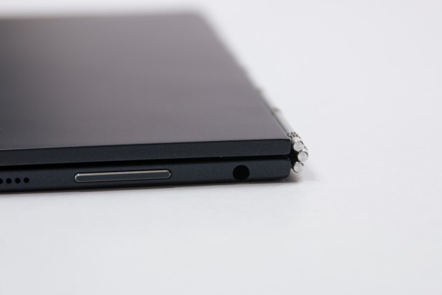 lenovo-yoga-book-2016-9