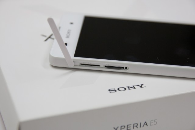 xperia-e5-6