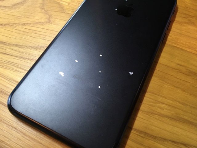 iphone7rearpaintpeeling