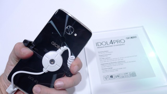 Idol 4 Pro (3)