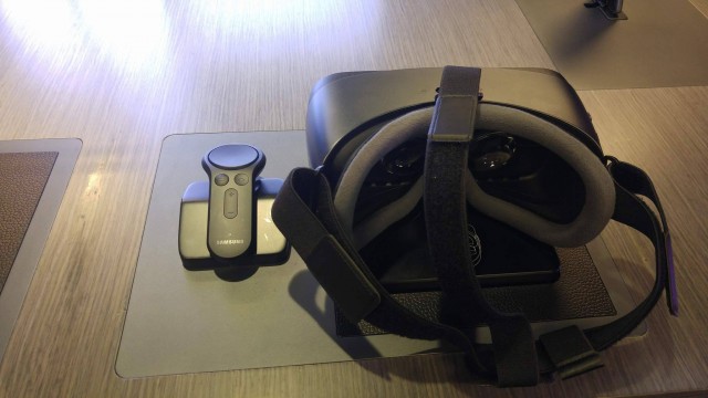 new Gear VR and controller01