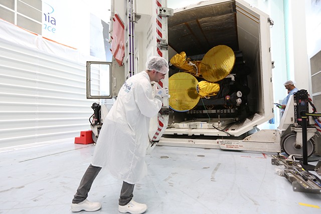 hellas-sat-3 (1)