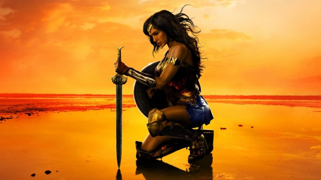 wonder_woman-movie-2017-kneeling-(13811)