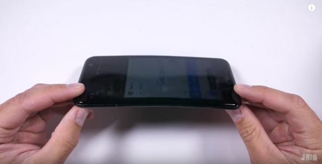 HTC U 11 durability test