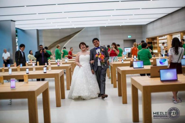 apple-store-wedding-01