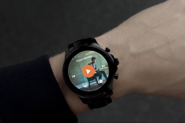 armani-smartwatch