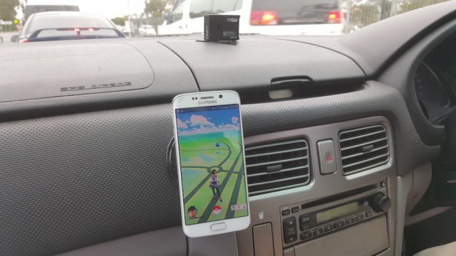 fixate car smartphone