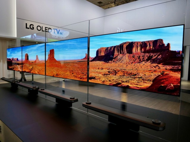 LG SIGNATURE TV W_02