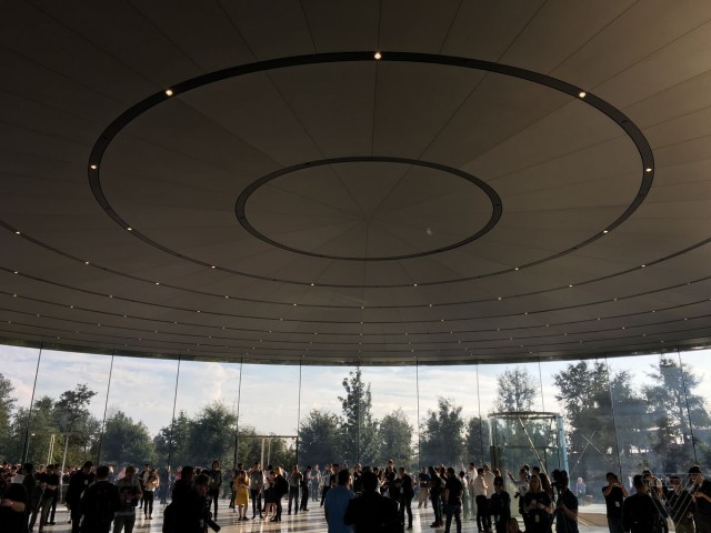 applepark4