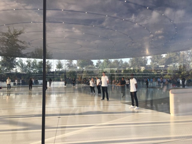 applepark5