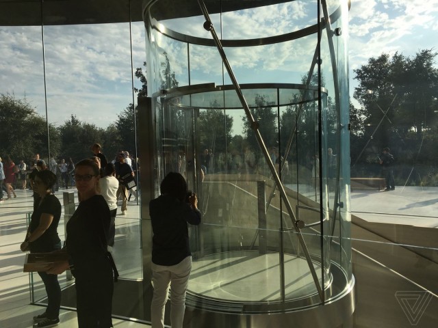 applepark6