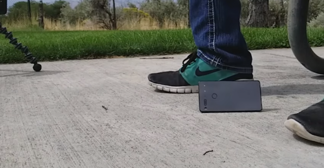 essential-phone-drop-test