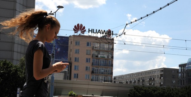 huawei-girl