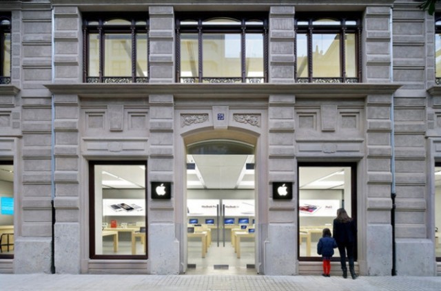 apple-store-valencia-spain