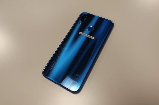 Huawei P20 Lite Hands-on photo 02