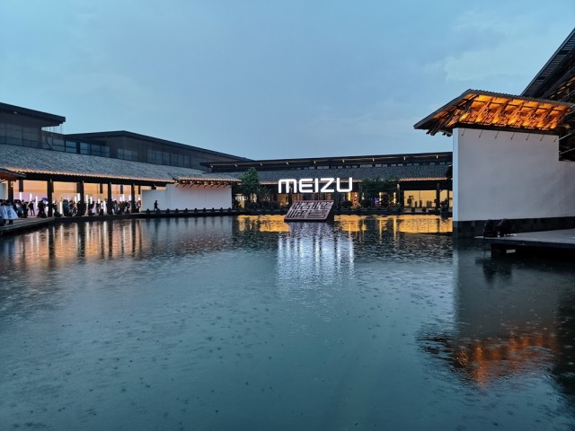 meizu-venue1