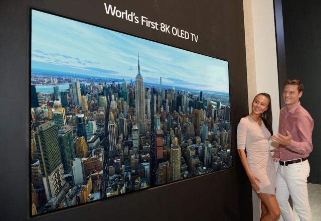 LGE_8K-OLED-TV_00