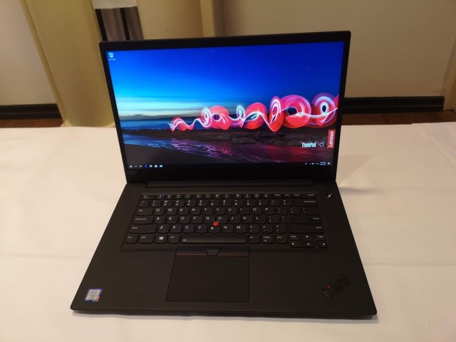 Lenovo ThinkPad X1 Extreme-4