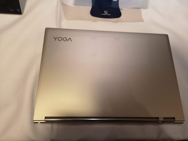 Lenovo Yoga C930-3