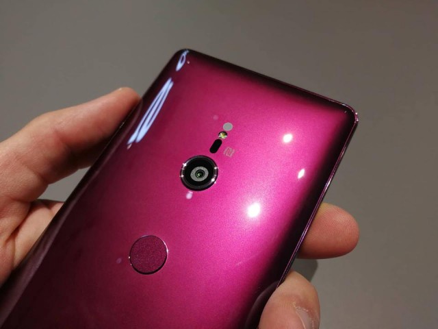 Sony Xperia XZ3 (5)