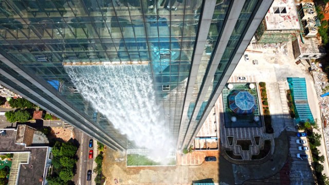massive-artificial-waterfall-skyscraper-china-guiyang-2