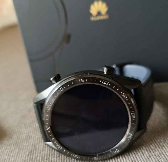 Το εντυπωσιακό Huawei Watch GT δίνεται ως ΔΩΡΟ με τις προπαραγγελίες του Mate 20 Pro, αν το αποκτήσετε έως τις 31 Οκτωβρίου.