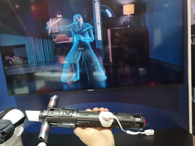 Kylo Ren Lightsaber2