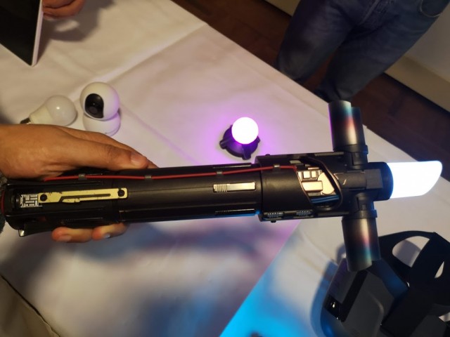 Kylo Ren Lightsaber6