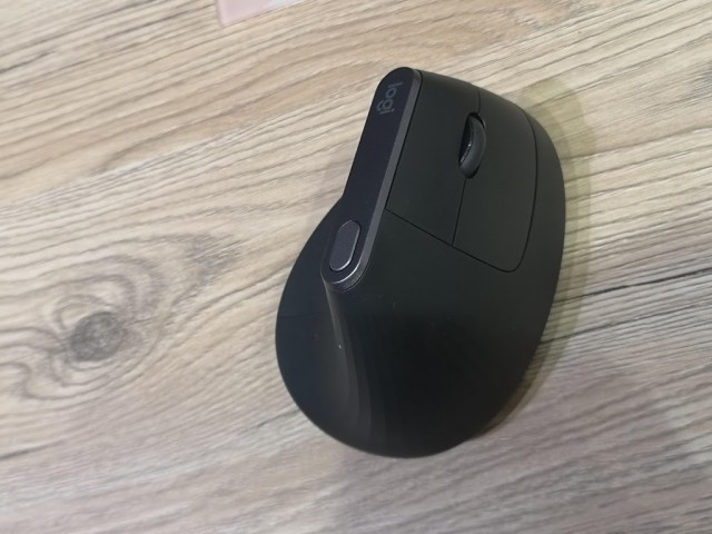 Logitech MX Vertical