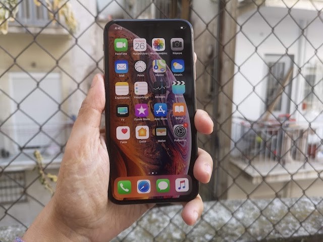 iPhone XS-08