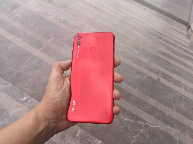 Honor 8X-07