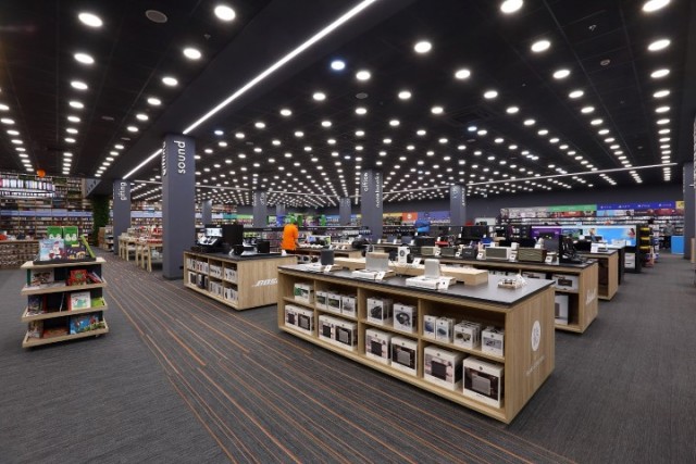 public cyprus nicosia mall (6) (Small)