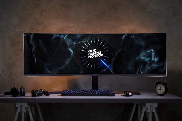 Samsung CRG9 super ultra-wide gaming monitor