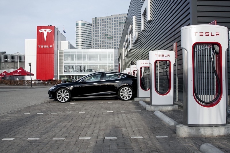 Αποτέλεσμα εικόνας για tesla charging stations greece