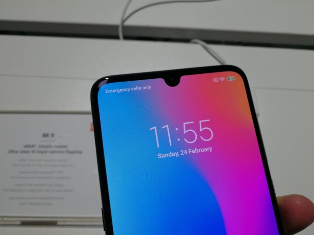 Xiaomi Mi 9 hands-on-01